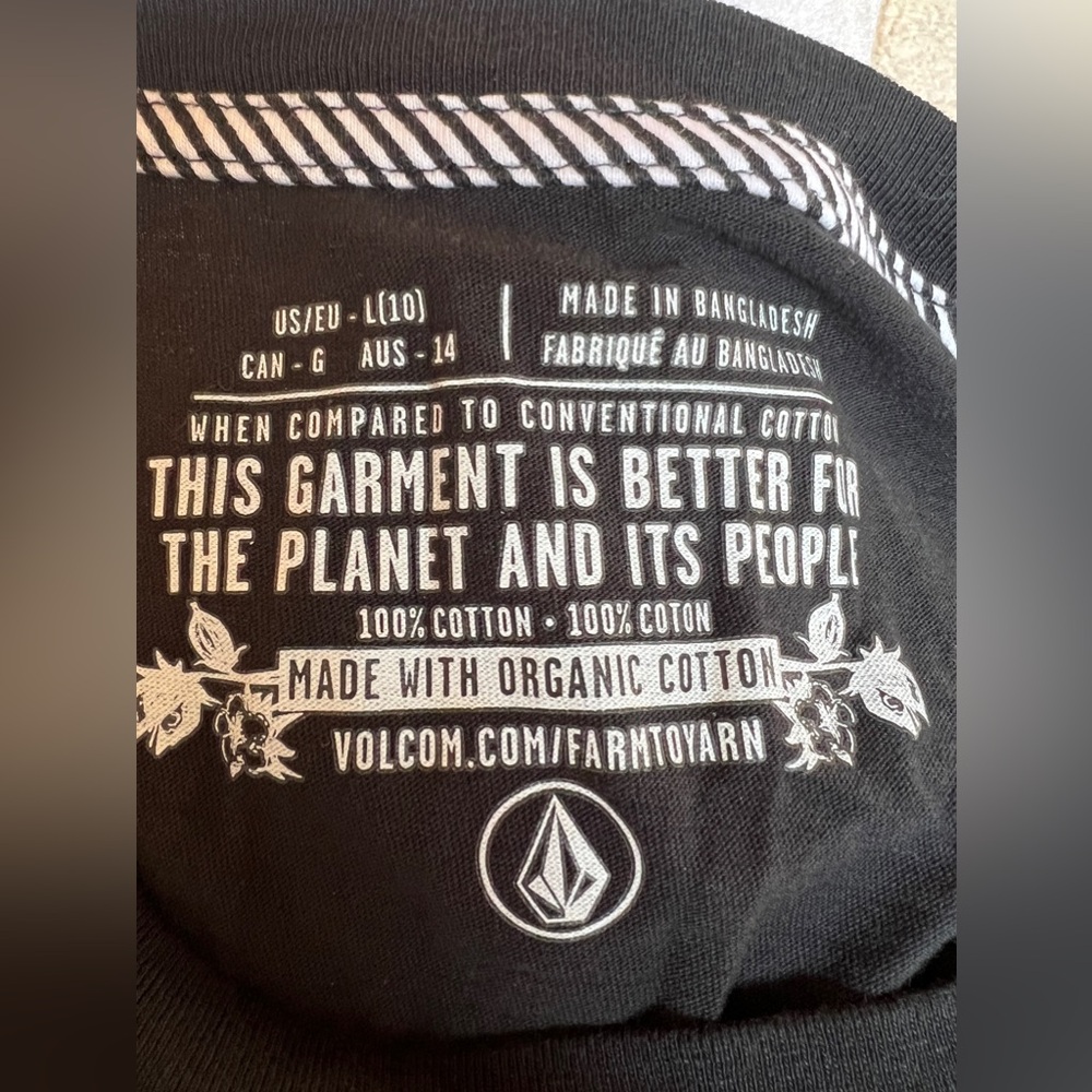 VOLCOM TOP - Picture 6 of 6